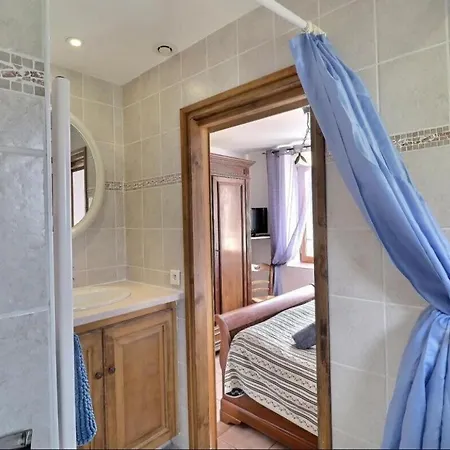 Les D'hotes Du Mas Face Au Ventoux 3* Plaisians